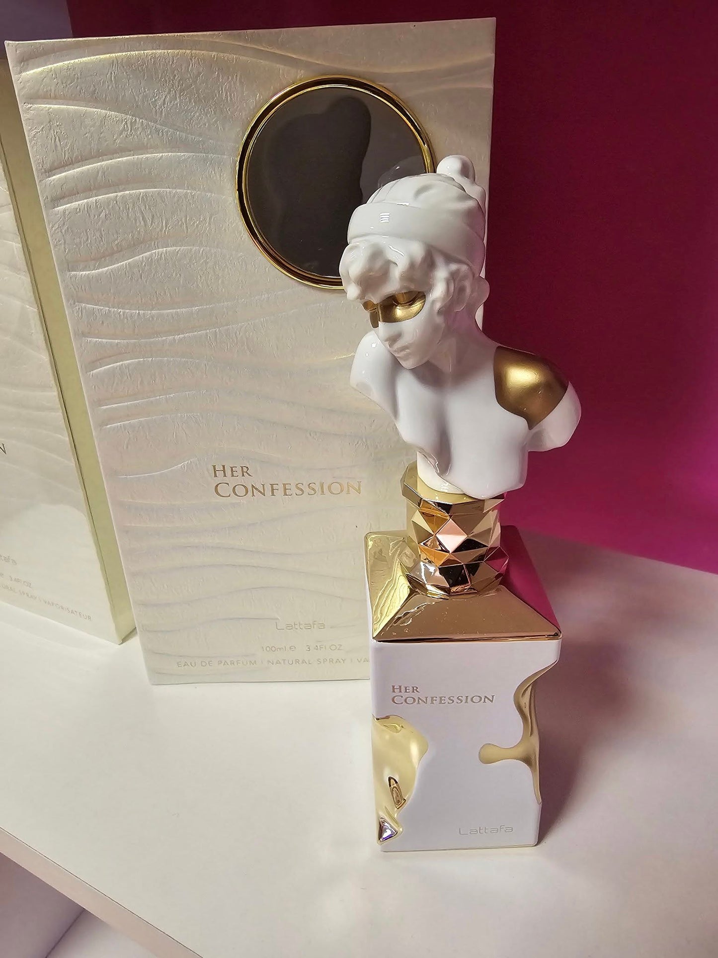 Her Confession is a floral-mysterious fragrance for women with the warmth of vanilla and spices | 100 ml EDP
