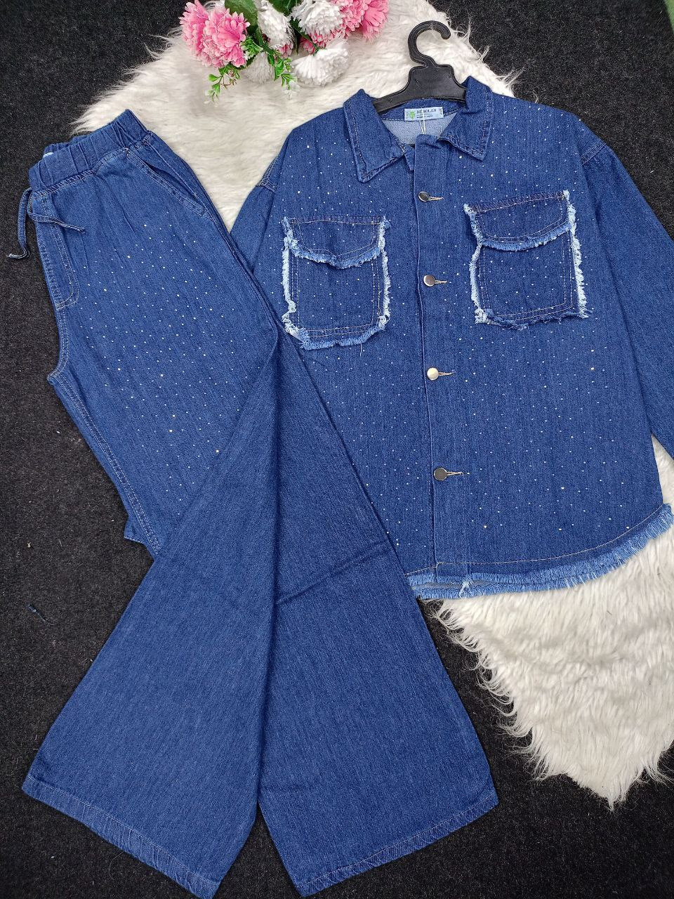 Two-piece cotton polka-dot jeans suit, light, comfortable cotton jeans material, one size from 55 kg to 85 kg, elegance and comfort in one ready-made set that catches the eye!