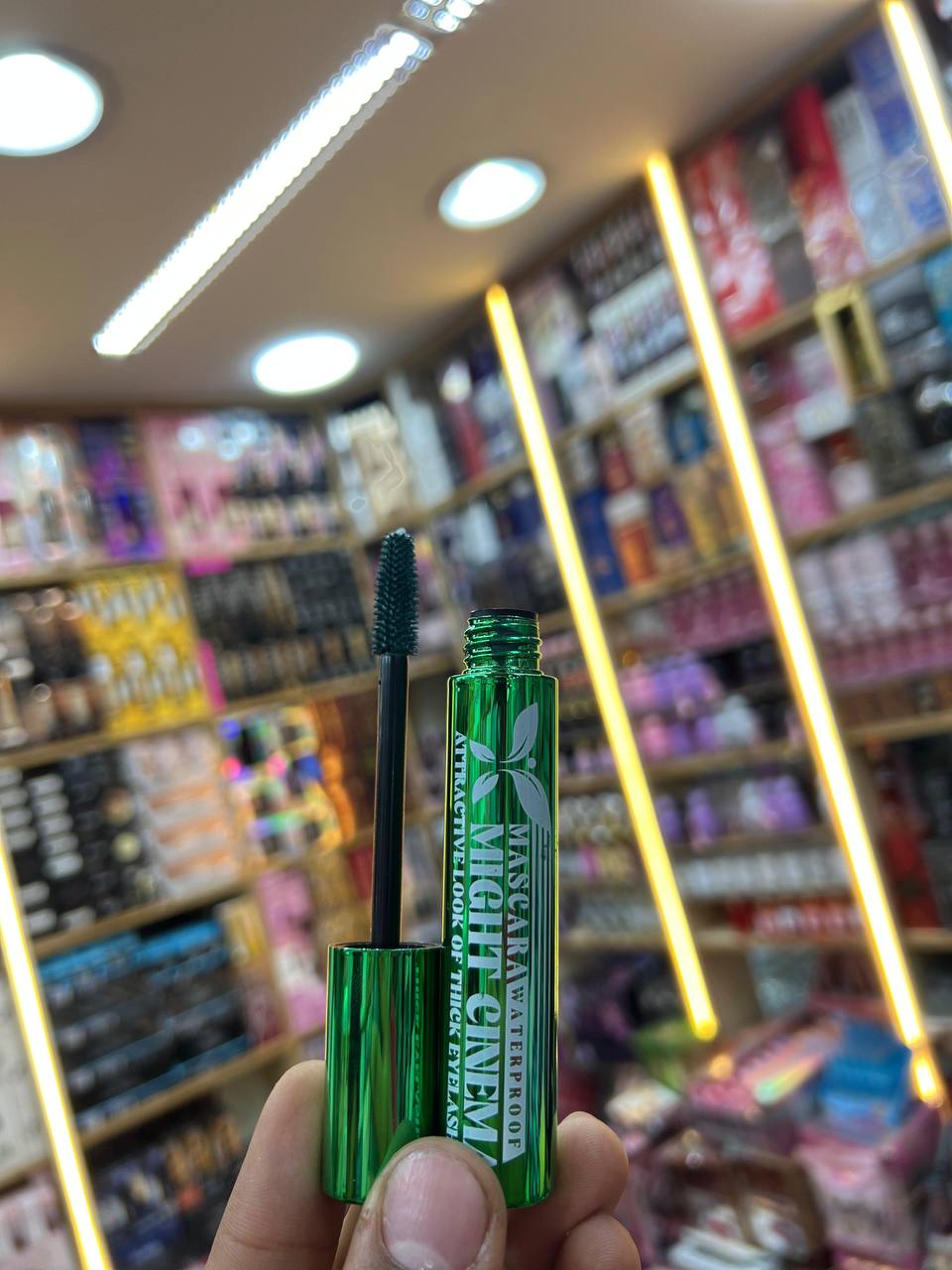 Might Cinema Colored Mascara - 5 Colors
