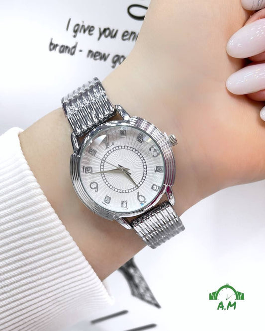 ساعة حريمي مميزة - احدث موديلات 2025 - متعدده الالوان - مقاس 32 مل