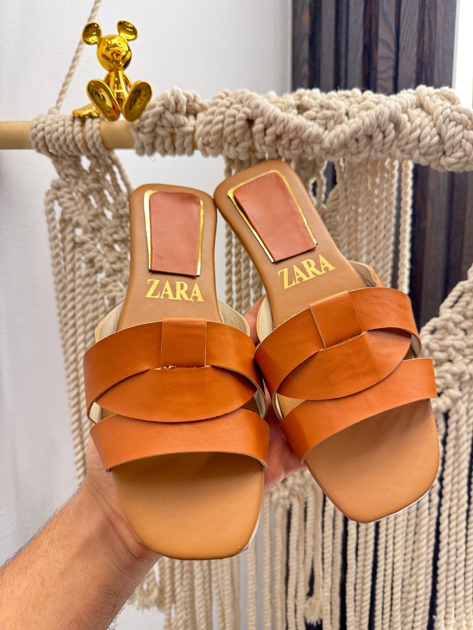 سليبر ZARA الترند – جودة فاخرة وسعر لا يُنافس