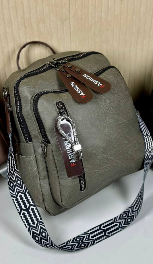 شنطه باك وكتف سوست مقاس 30×28 - متعددة الألوان