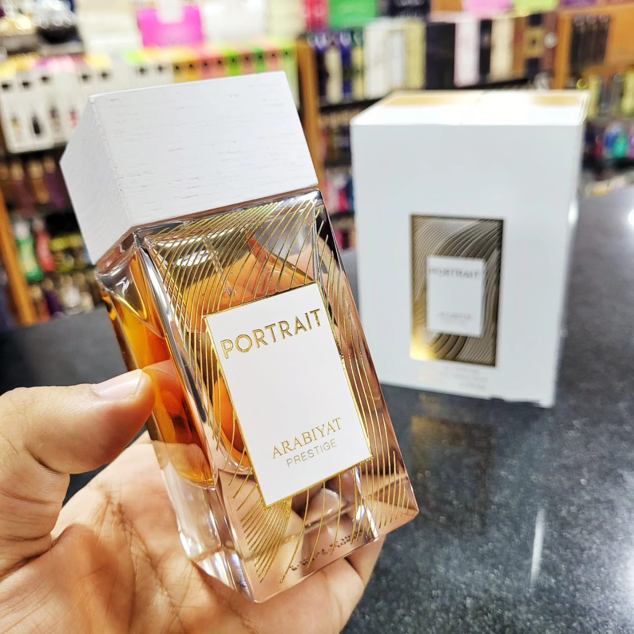 عطر بورتريه للجنسين أو دي بارفان 100مل من عربيات