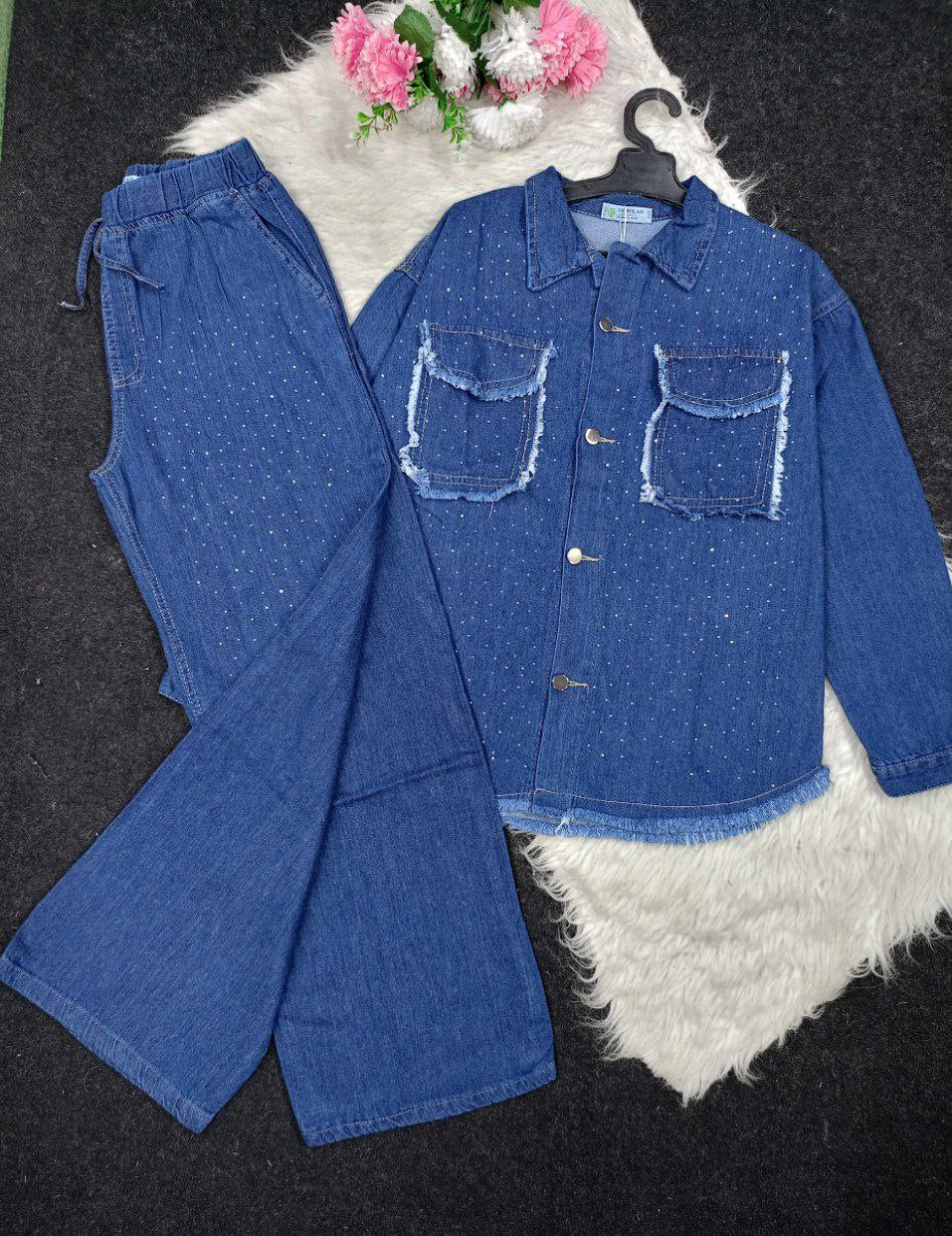 Two-piece cotton polka-dot jeans suit, light, comfortable cotton jeans material, one size from 55 kg to 85 kg, elegance and comfort in one ready-made set that catches the eye!