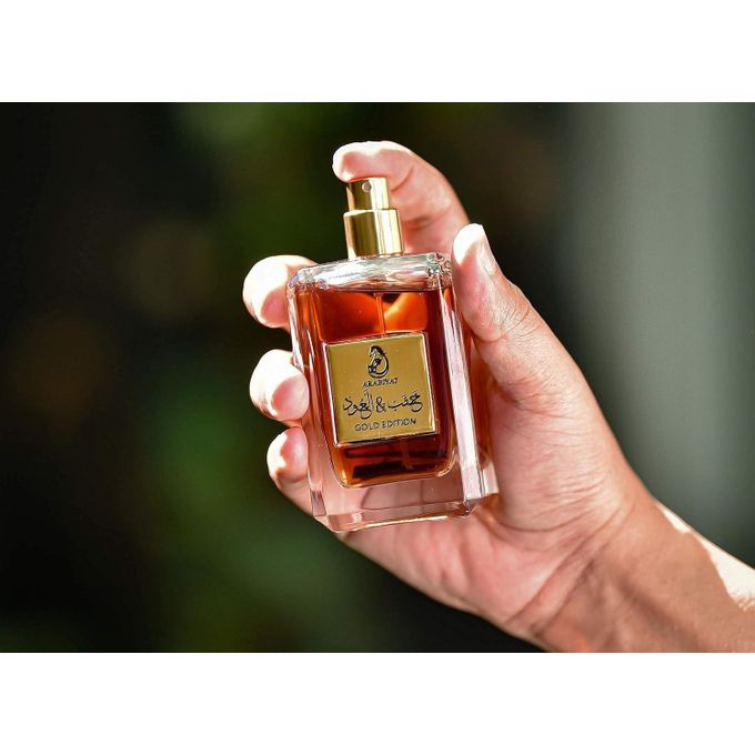 عطر خشب وعود جولد ايديشن للجنسين أو دي بارفان 100مل من عربيات