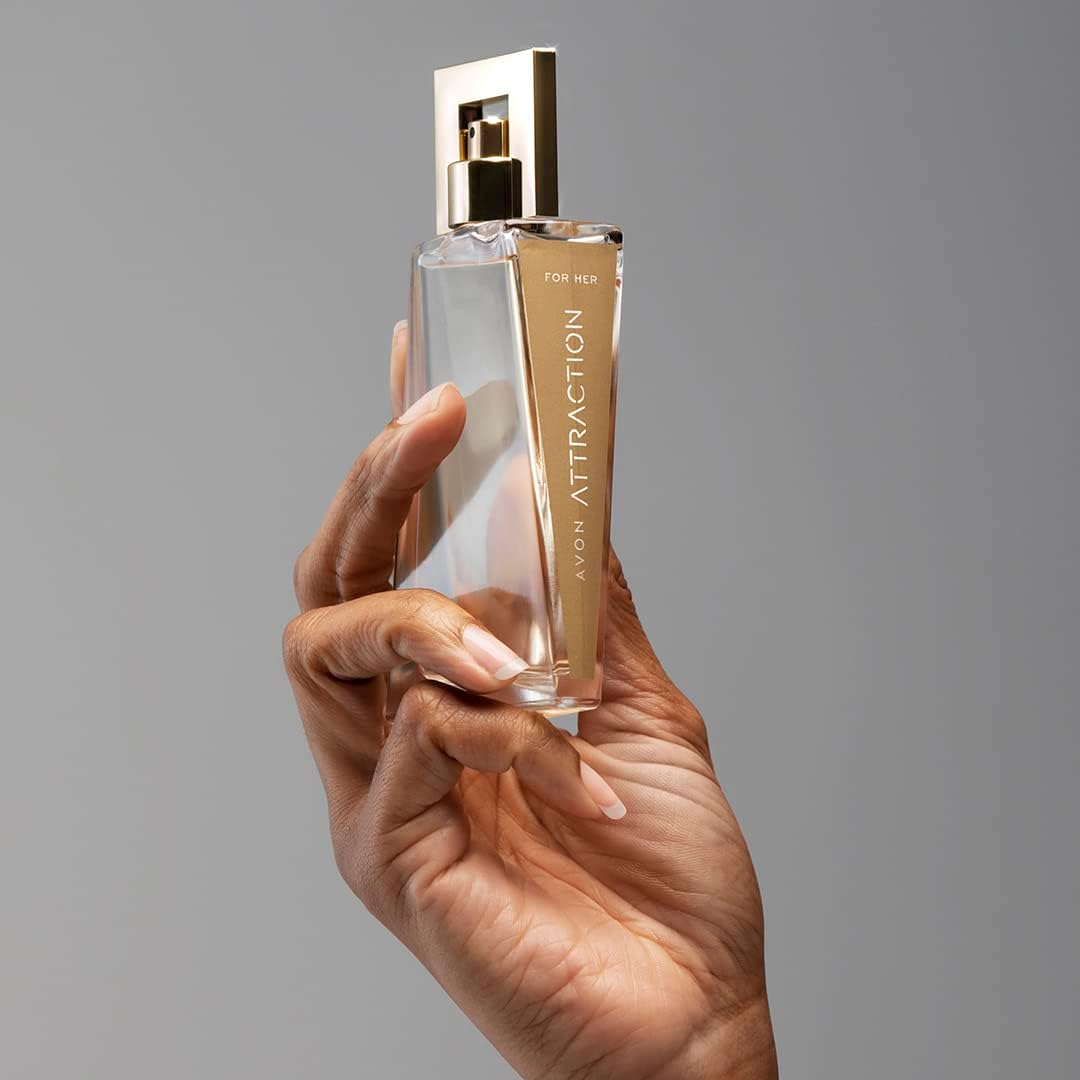 عطر اتراكشن  للنساء  أو دو بارفان 50 مل من أفون