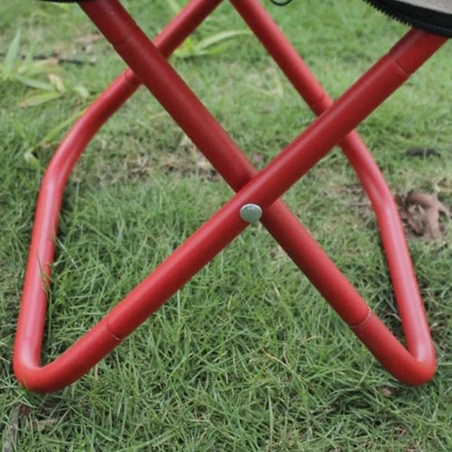 Folding Travel Chair with Bag - Lightness and elegance in portability 