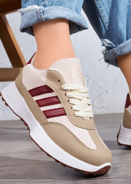 Adidas Men's Chic Kochi - Size 38 to 42 - Fitted - Beige