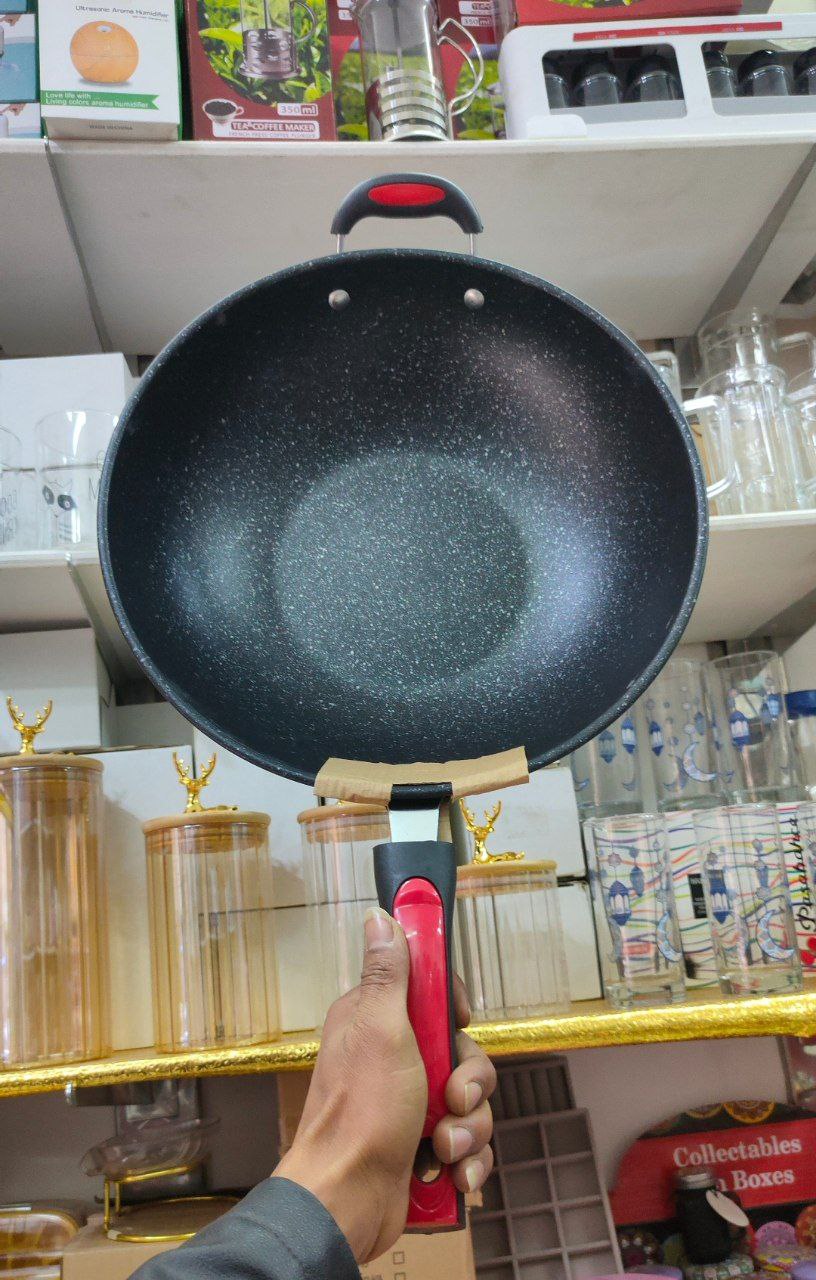 32cm Deep Frying Pan - Premium Heavy Material and Practical Front Handle 