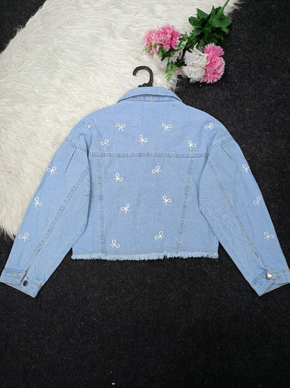 Embroidered denim jacket with bow designs, four-way denim, fits from 50 to 85 kg, comfortable and soft, a feminine touch at the heart of strength 