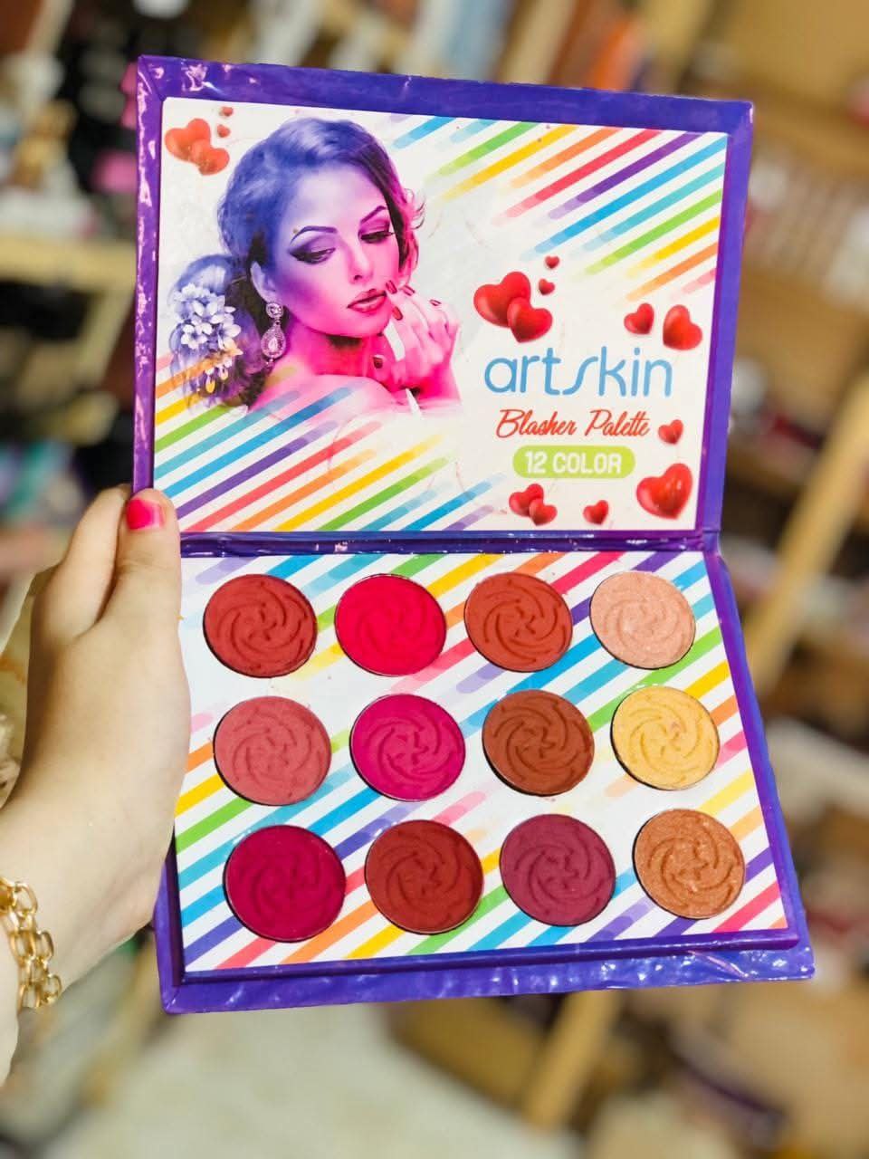 باليت بلاشر × هايلايتر × آيشادو من Art Skin –    12لون  من النعومة واللمعان والجمال في علبة واحدة