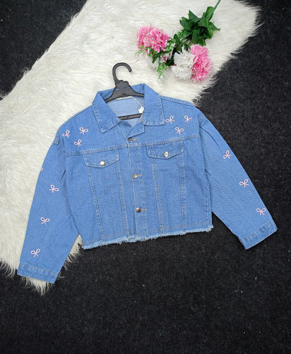 Embroidered denim jacket with bow designs, four-way denim, fits from 50 to 85 kg, comfortable and soft, a feminine touch at the heart of strength 
