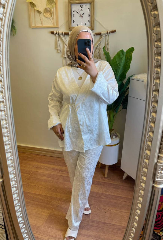 Two-piece wrap suit - One Size from 55 to 85 kg