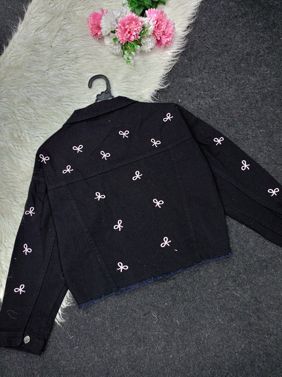 Embroidered denim jacket with bow designs, four-way denim, fits from 50 to 85 kg, comfortable and soft, a feminine touch at the heart of strength 