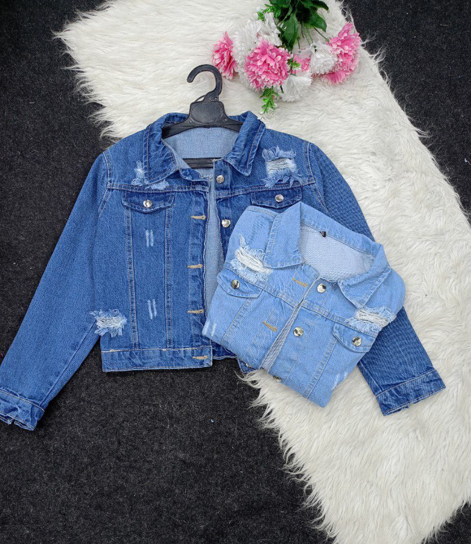 Girls' denim jacket, comfortable fit, from 50 to 85 kg - bold colors and an unmissable style for the best look!
