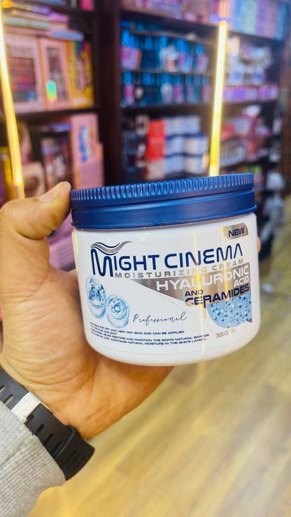 Mayte Cinema Moisturizing Cream with a super protective and moisturizing formula with the power of hyaluronic acid and ceramides