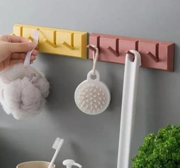 Multi-purpose wall hanger with weight capacity in different colors - modern and elegant design for perfect organization!