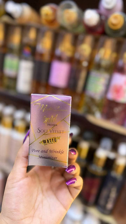 Cinema Primer that works as a skin corrector and skin lightener 