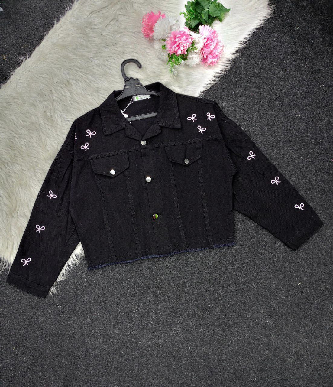 Embroidered denim jacket with bow designs, four-way denim, fits from 50 to 85 kg, comfortable and soft, a feminine touch at the heart of strength 